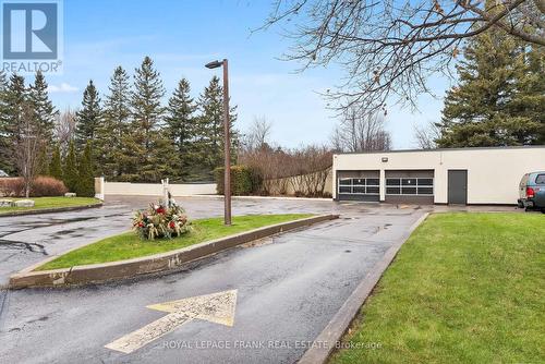 1204 - 900 Wilson Road N, Oshawa (Centennial), ON - Outdoor