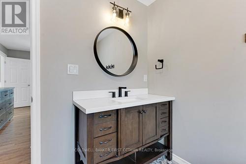 208 Bay Road, Rideau Lakes, ON - Indoor Photo Showing Bathroom