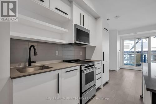 905 - 560 Rideau Street, Ottawa, ON - Indoor Photo Showing Kitchen With Upgraded Kitchen