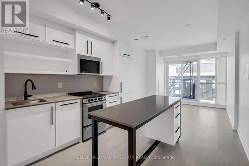 905 - 560 Rideau Street, Ottawa, ON - Indoor Photo Showing Kitchen