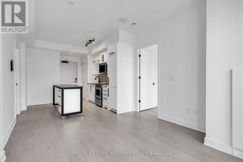 905 - 560 Rideau Street, Ottawa, ON - Indoor Photo Showing Other Room