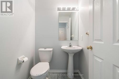 90 Kincardine Drive, Ottawa, ON - Indoor Photo Showing Bathroom