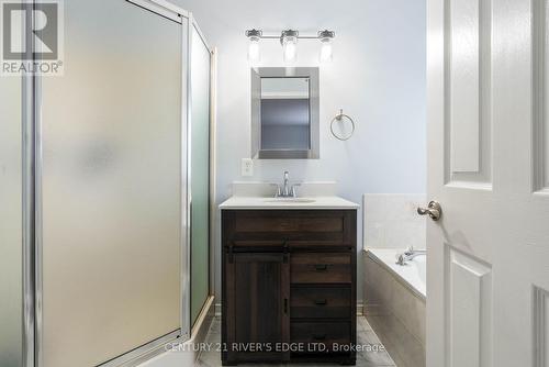 90 Kincardine Drive, Ottawa, ON - Indoor Photo Showing Bathroom