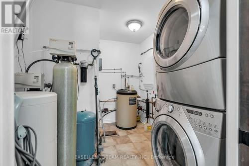 19246 Caber Road, South Glengarry, ON - Indoor Photo Showing Laundry Room