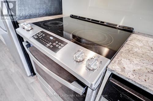 2008 - 33 Singer Court, Toronto, ON - Indoor Photo Showing Kitchen