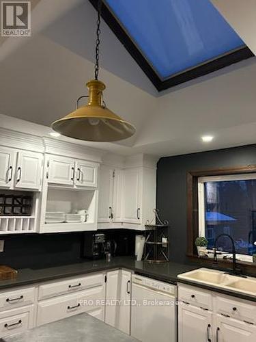 Main Fl - 3 Brumwell Street, Toronto, ON - Indoor Photo Showing Kitchen