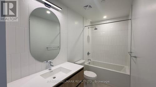 612 - 8 Beverly Glen Boulevard, Vaughan, ON - Indoor Photo Showing Bathroom