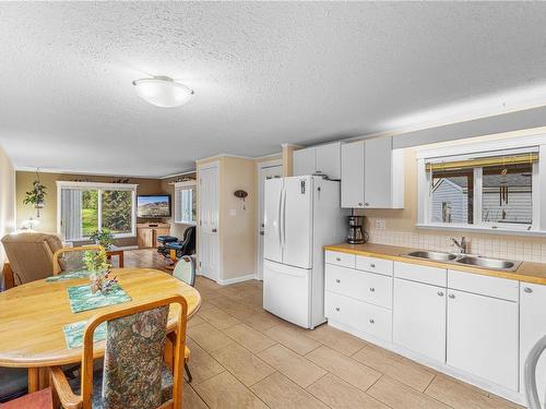 25-3920 Island Hwy West, Qualicum Beach, BC 