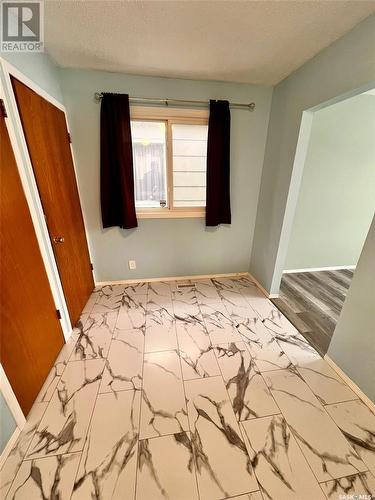 211 Broad Street, Regina, SK - Indoor Photo Showing Bedroom