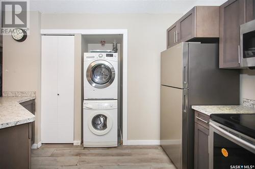 202 405 5Th Avenue N, Saskatoon, SK - Indoor Photo Showing Laundry Room