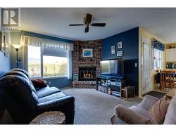 Family Room/Den w/Fireplace - 