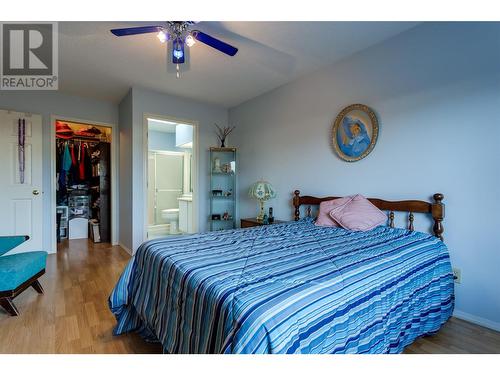 Primary to Ensuite and Walk-in Closet - 1260 Raymer Avenue Unit# 397, Kelowna, BC - Indoor Photo Showing Bedroom