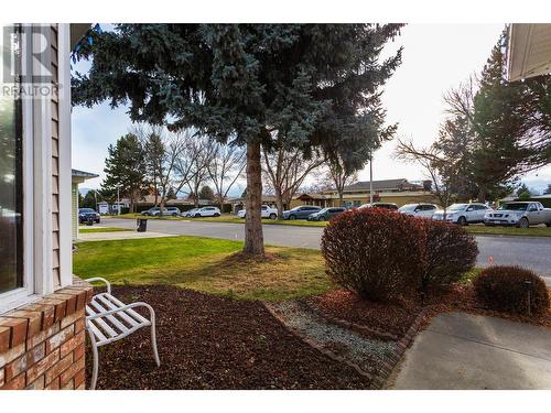 View from Step to Community Center - 1260 Raymer Avenue Unit# 397, Kelowna, BC - Outdoor With View