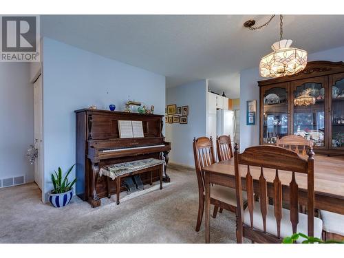 Dining Room - Piano - 1260 Raymer Avenue Unit# 397, Kelowna, BC - Indoor Photo Showing Dining Room