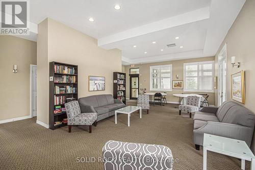 108 - 2871 Richmond Road, Ottawa, ON - Indoor Photo Showing Living Room