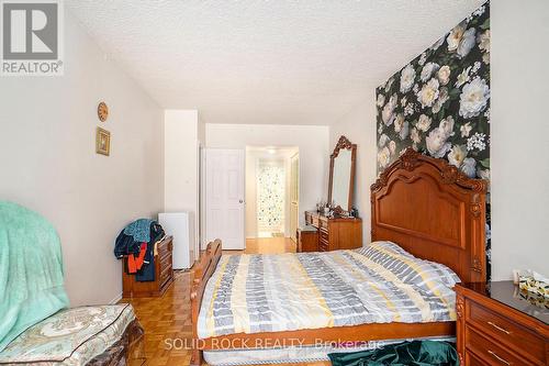 108 - 2871 Richmond Road, Ottawa, ON - Indoor Photo Showing Bedroom