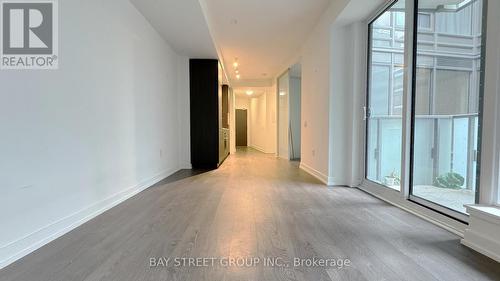 406 - 8 Olympic Garden Drive, Toronto, ON - Indoor Photo Showing Other Room