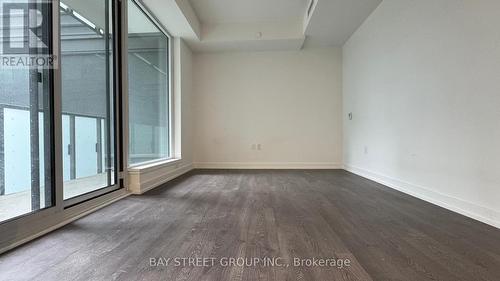 406 - 8 Olympic Garden Drive, Toronto, ON - Indoor Photo Showing Other Room