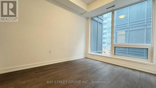 406 - 8 Olympic Garden Drive, Toronto, ON - Indoor Photo Showing Other Room