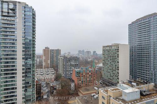 2115 - 85 Wood Street, Toronto, ON - Outdoor With Facade