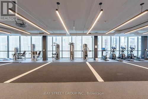 2115 - 85 Wood Street, Toronto, ON - Indoor Photo Showing Gym Room