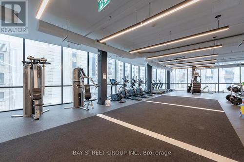 2115 - 85 Wood Street, Toronto, ON - Indoor Photo Showing Gym Room