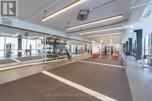 2115 - 85 Wood Street, Toronto, ON - Indoor Photo Showing Gym Room