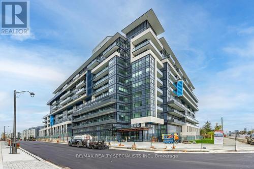 311 - 395 Dundas Street W, Oakville, ON - Outdoor