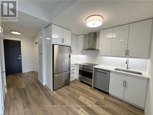 1101 - 500 Brock Avenue, Burlington, ON - Indoor Photo Showing Kitchen