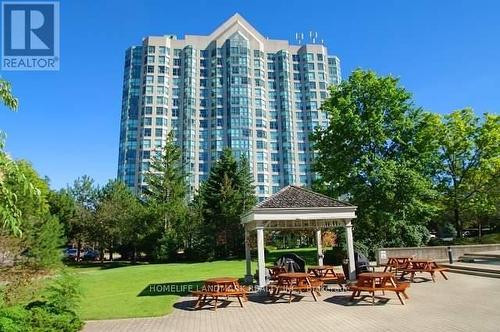 707 - 2177 Burnhamthorpe Road W, Mississauga, ON - Outdoor