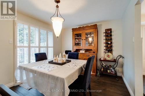 3 - 1501 Upper Middle Road, Burlington, ON - Indoor Photo Showing Dining Room