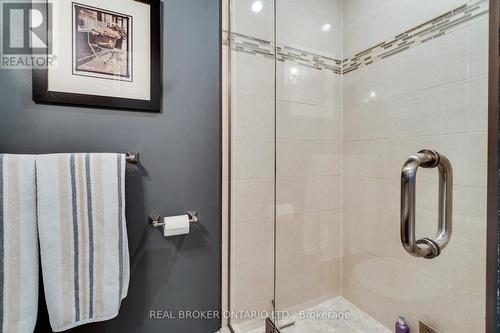 3 - 1501 Upper Middle Road, Burlington, ON - Indoor Photo Showing Bathroom