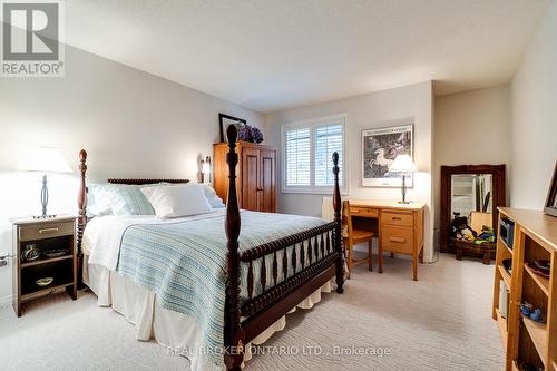 3 - 1501 Upper Middle Road, Burlington, ON - Indoor Photo Showing Bedroom