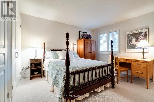 3 - 1501 Upper Middle Road, Burlington, ON - Indoor Photo Showing Bedroom