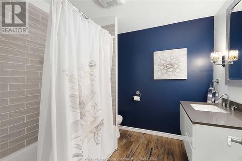 61 Day Street, Essex, ON - Indoor Photo Showing Bathroom