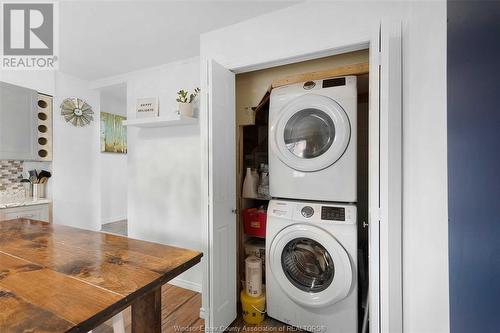 61 Day Street, Essex, ON - Indoor Photo Showing Laundry Room