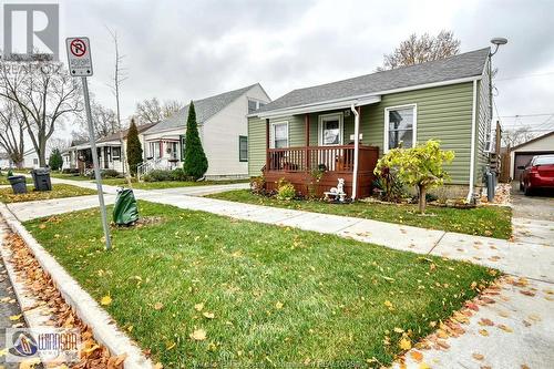 2153 Wellesley, Windsor, ON - Outdoor With Deck Patio Veranda