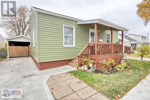 2153 Wellesley, Windsor, ON - Outdoor With Deck Patio Veranda With Exterior