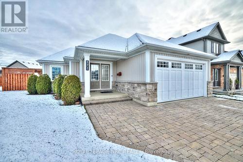 171 Classic Avenue, Welland (773 - Lincoln/Crowland), ON - Outdoor With Facade