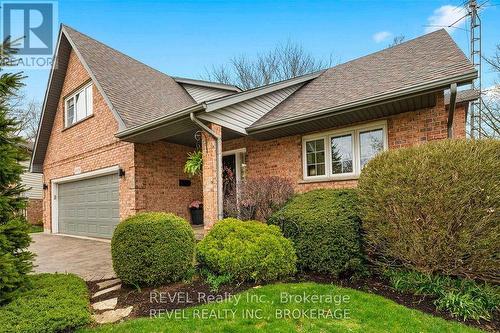 6839 Imperial Court, Niagara Falls, ON - Outdoor