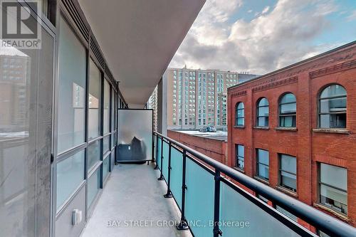 521 - 460 Adelaide Street E, Toronto, ON - Outdoor With Balcony With Exterior