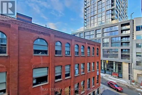 521 - 460 Adelaide Street E, Toronto, ON - 