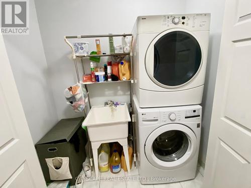 33 Rushbrooke Way, Ajax, ON - Indoor Photo Showing Laundry Room