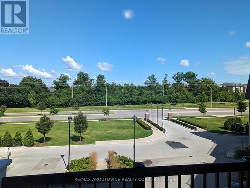 332 - 2300 Upper Middle Road W, Oakville, ON - Outdoor With View