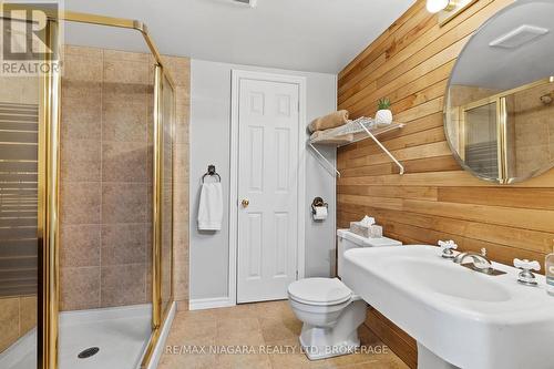 8848 Banting Street, Niagara Falls (223 - Chippawa), ON - Indoor Photo Showing Bathroom