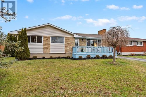 8848 Banting Street, Niagara Falls (223 - Chippawa), ON - Outdoor