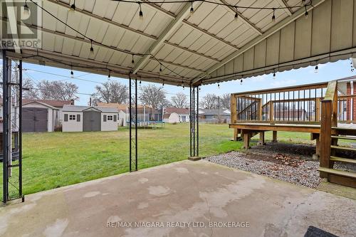 8848 Banting Avenue, Niagara Falls (223 - Chippawa), ON - Outdoor With Deck Patio Veranda