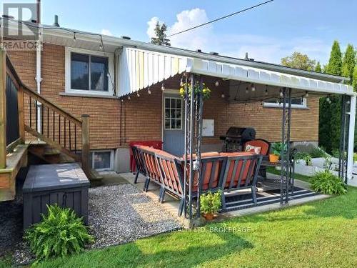 8848 Banting Avenue, Niagara Falls (223 - Chippawa), ON - Outdoor With Exterior