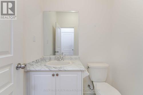 439 Silver Maple Road, Oakville, ON - Indoor Photo Showing Bathroom