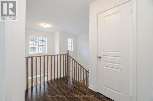 439 Silver Maple Road, Oakville, ON - Indoor Photo Showing Other Room